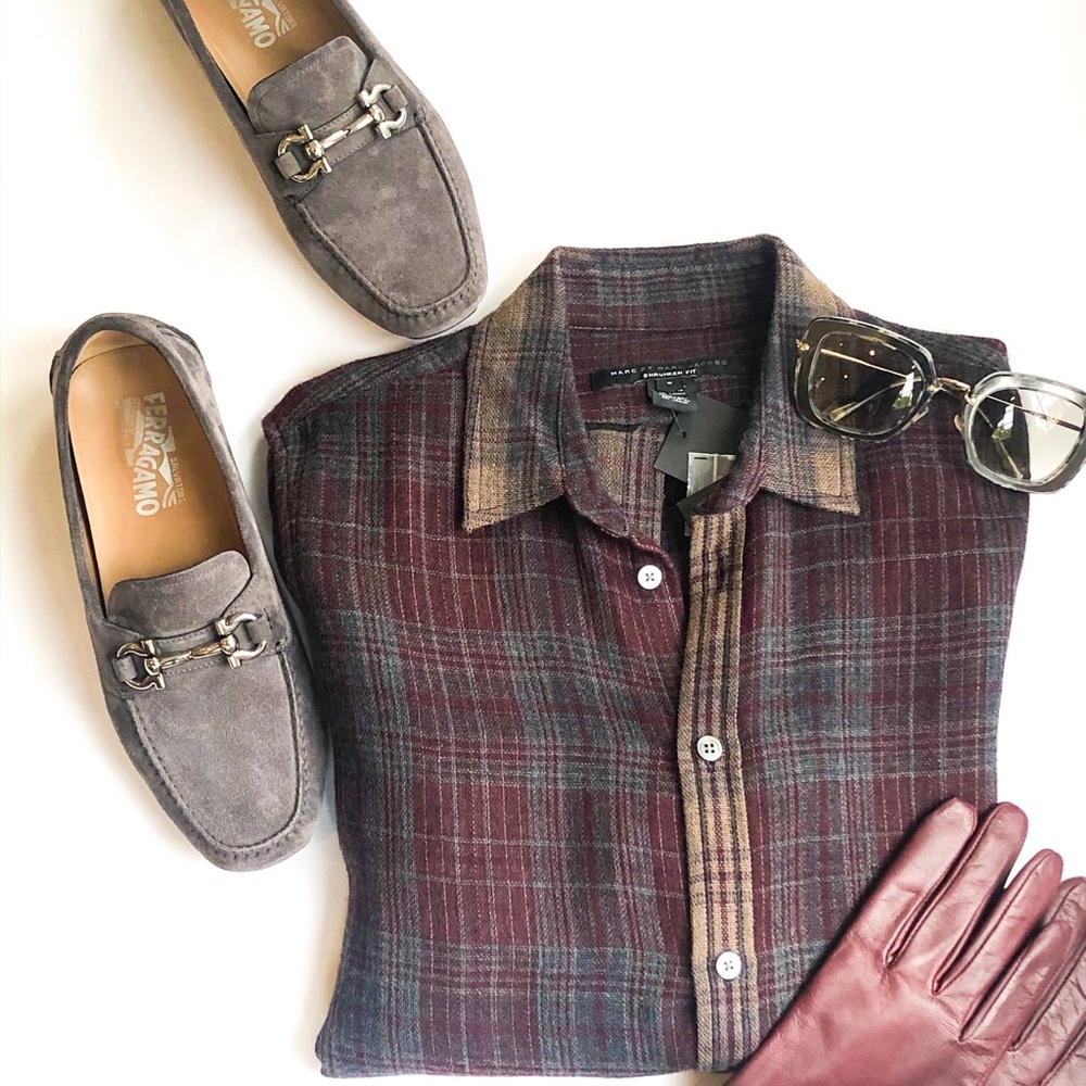 MARC BY MARC JACOBS WOMEN’S PLAID SHIRT!!